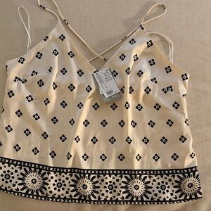 NWT H&M Cream and Black Women's Top